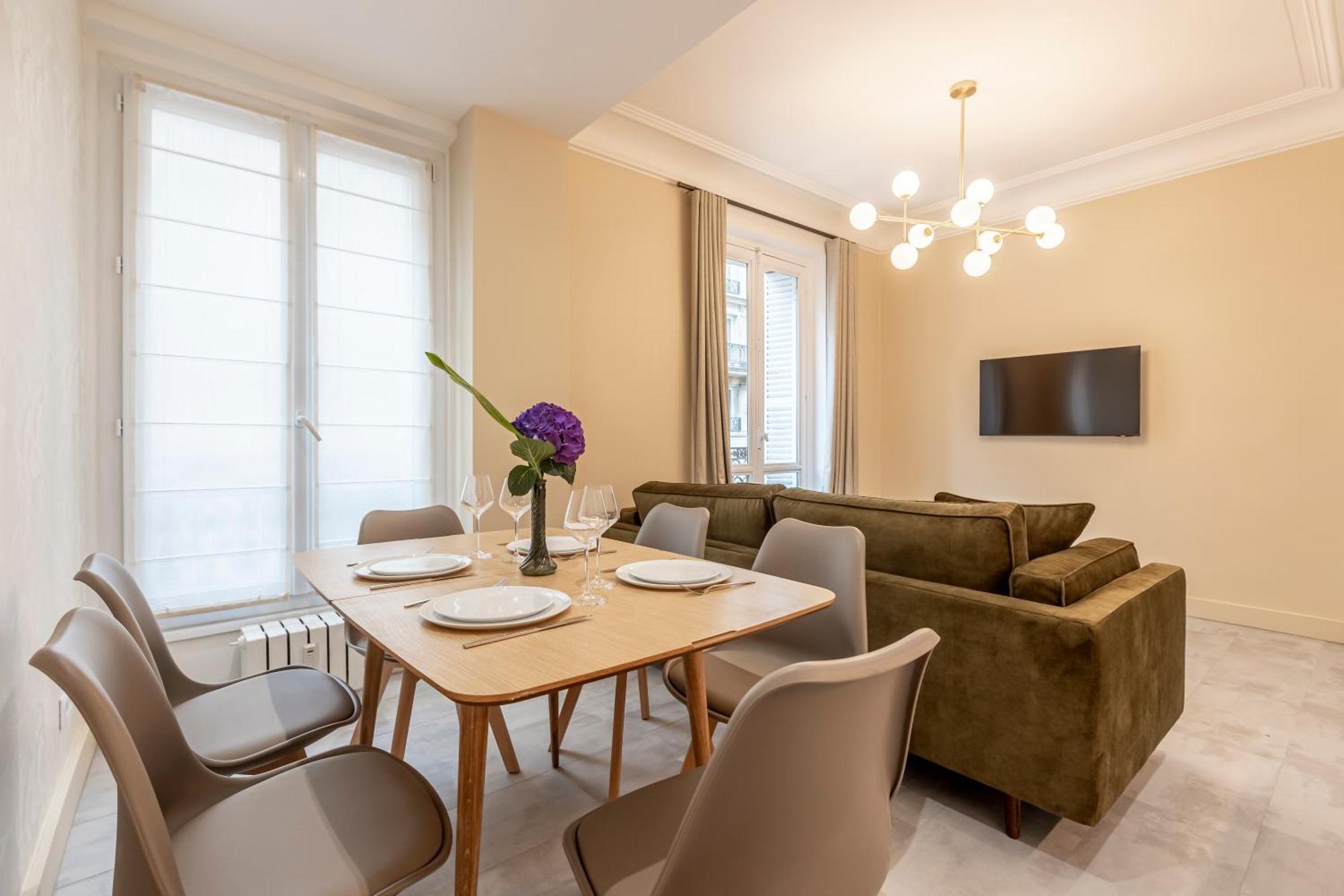 Rue De Rome By Sweett Apartment